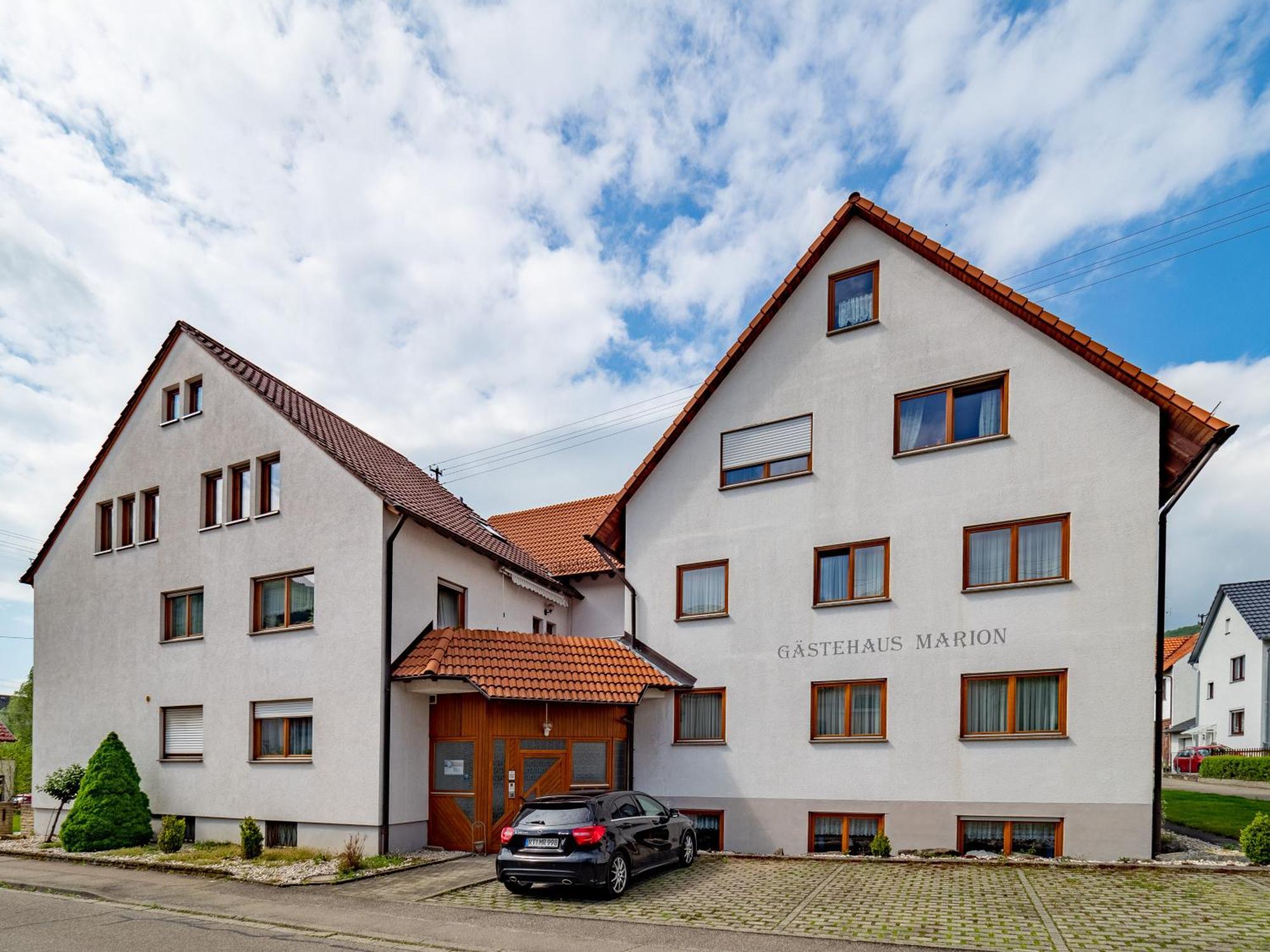 Gaestehaus Marion Dettingen an der Erms エクステリア 写真