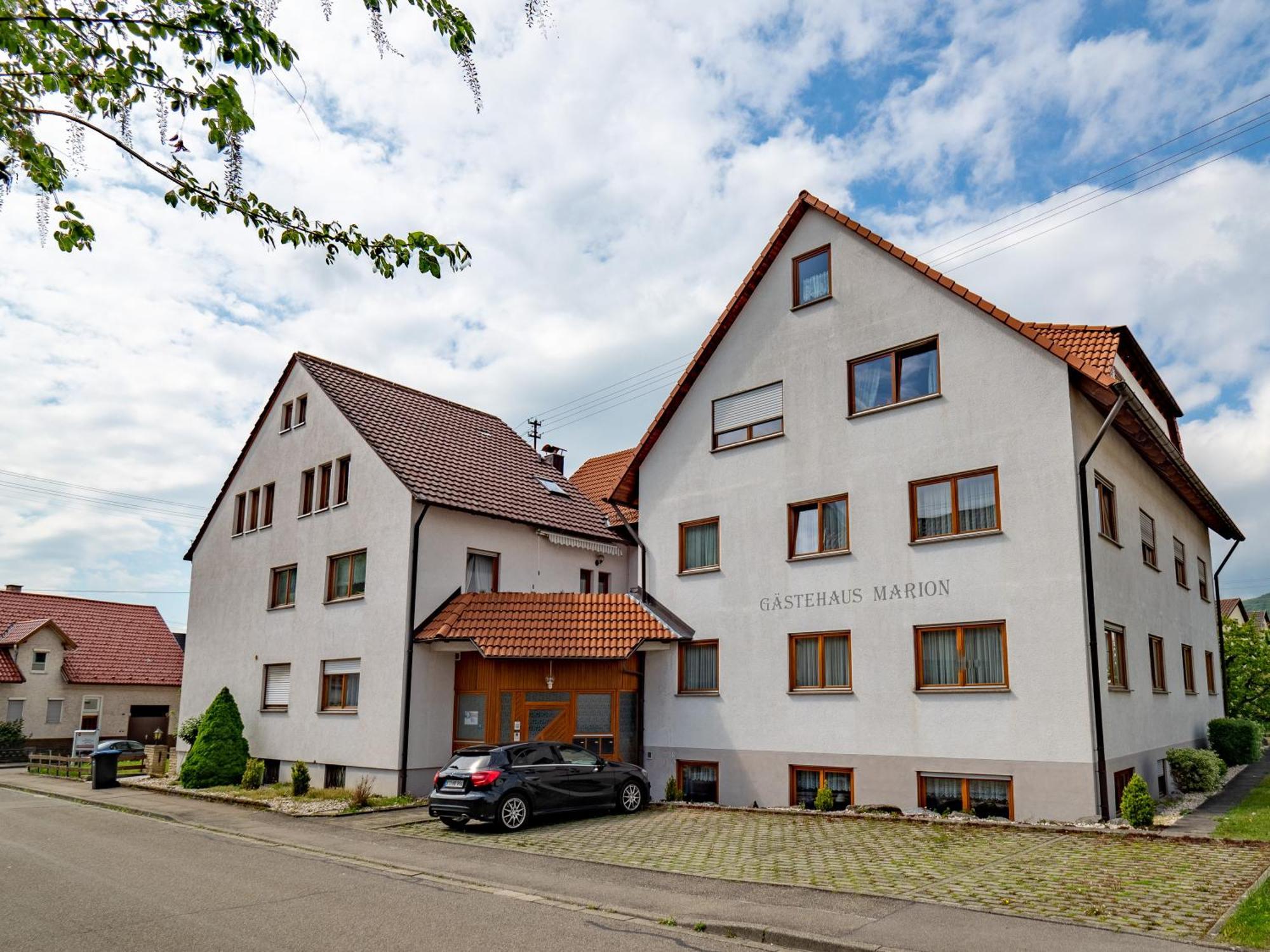 Gaestehaus Marion Dettingen an der Erms エクステリア 写真